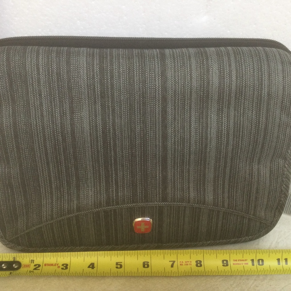 iPad & phone accessory bag